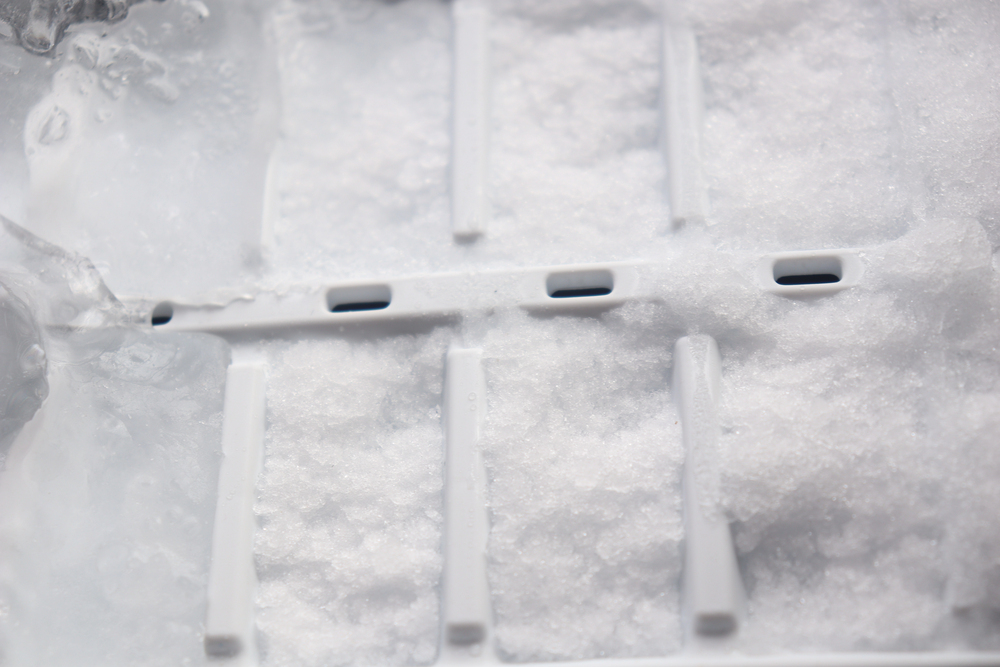 Freezer formando gelo: o que pode ser e como resolver? 6 gelo freezer